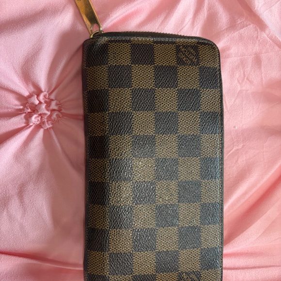 Louis Vuitton zippy wallet - Picture 5 of 5